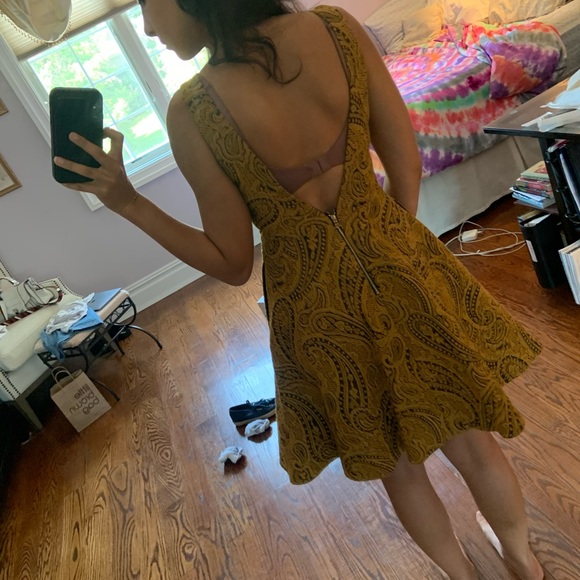 Alice and Olivia Coctail Dress - Picture 4 of 9